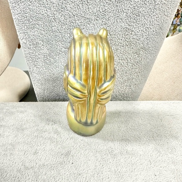 Vintage Zsolnay Hungary 3" Green Eosin Glaze Ceramic Owl Figurine Signed - Picture 3 of 3